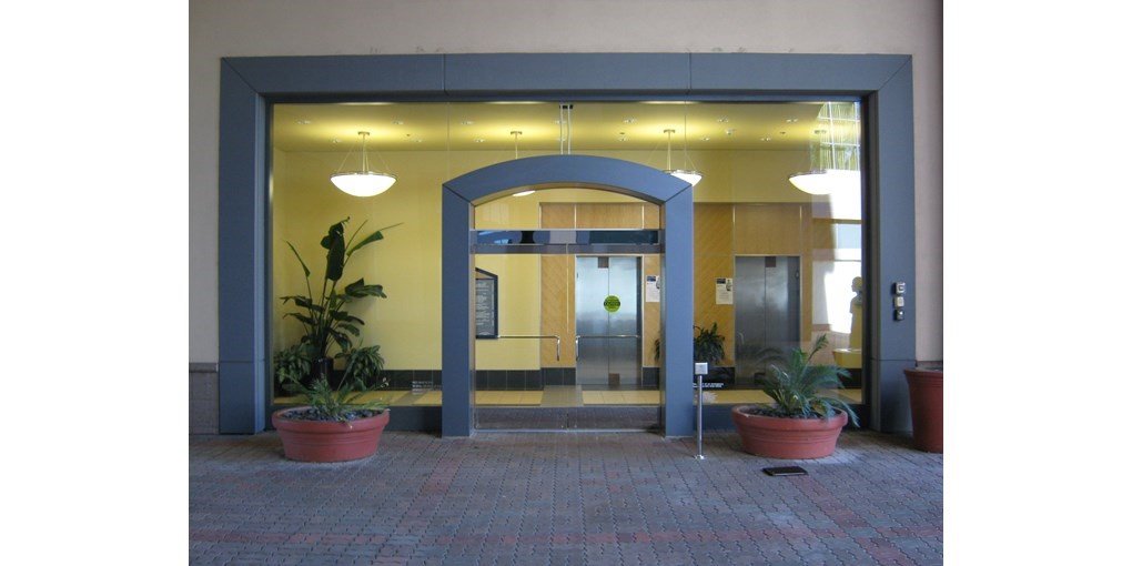 Besam SW200i OHC swing door operator